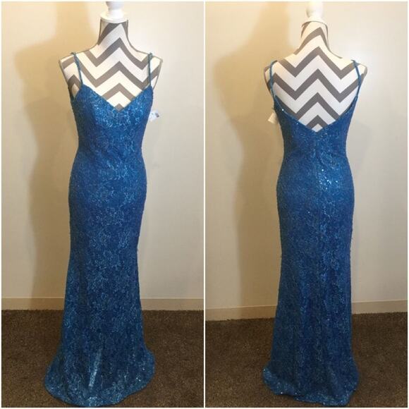 La Femme Dresses & Skirts - Pre-own worn once Le femme Marylin Monroe …